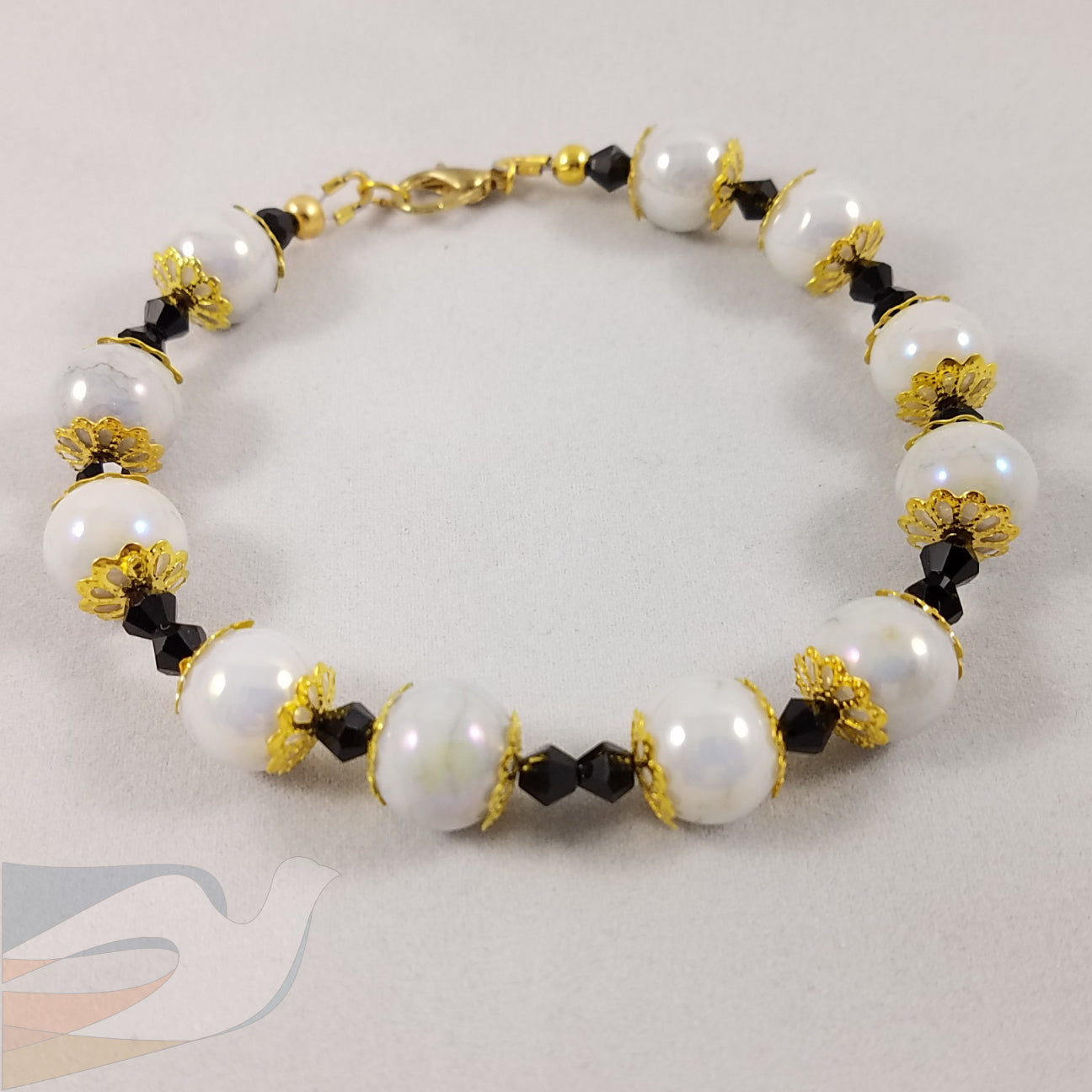 Elegant Glass Pearl Bracelet