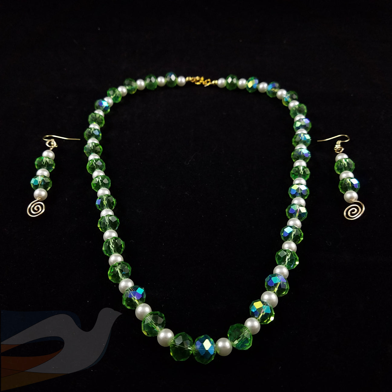 Green Sparkle and white glass pearl necklace/earring set